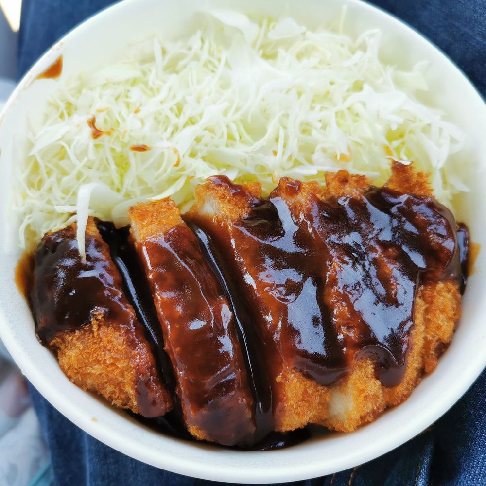 ドミグラスソースカツ丼