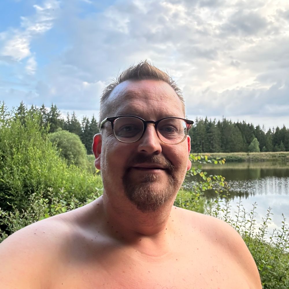 NackterHesse