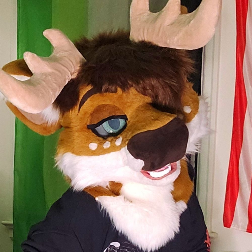 Deerie The Deer