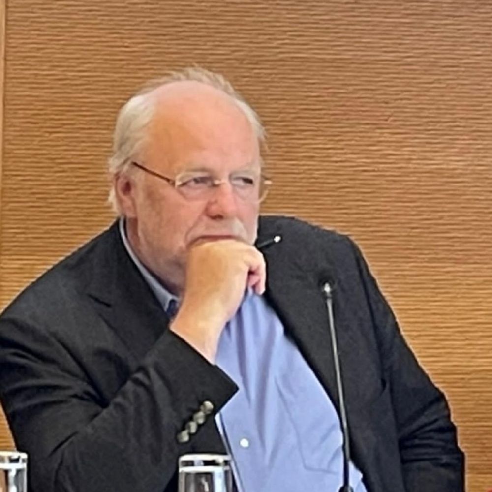 Dr. Albrecht Kloepfer