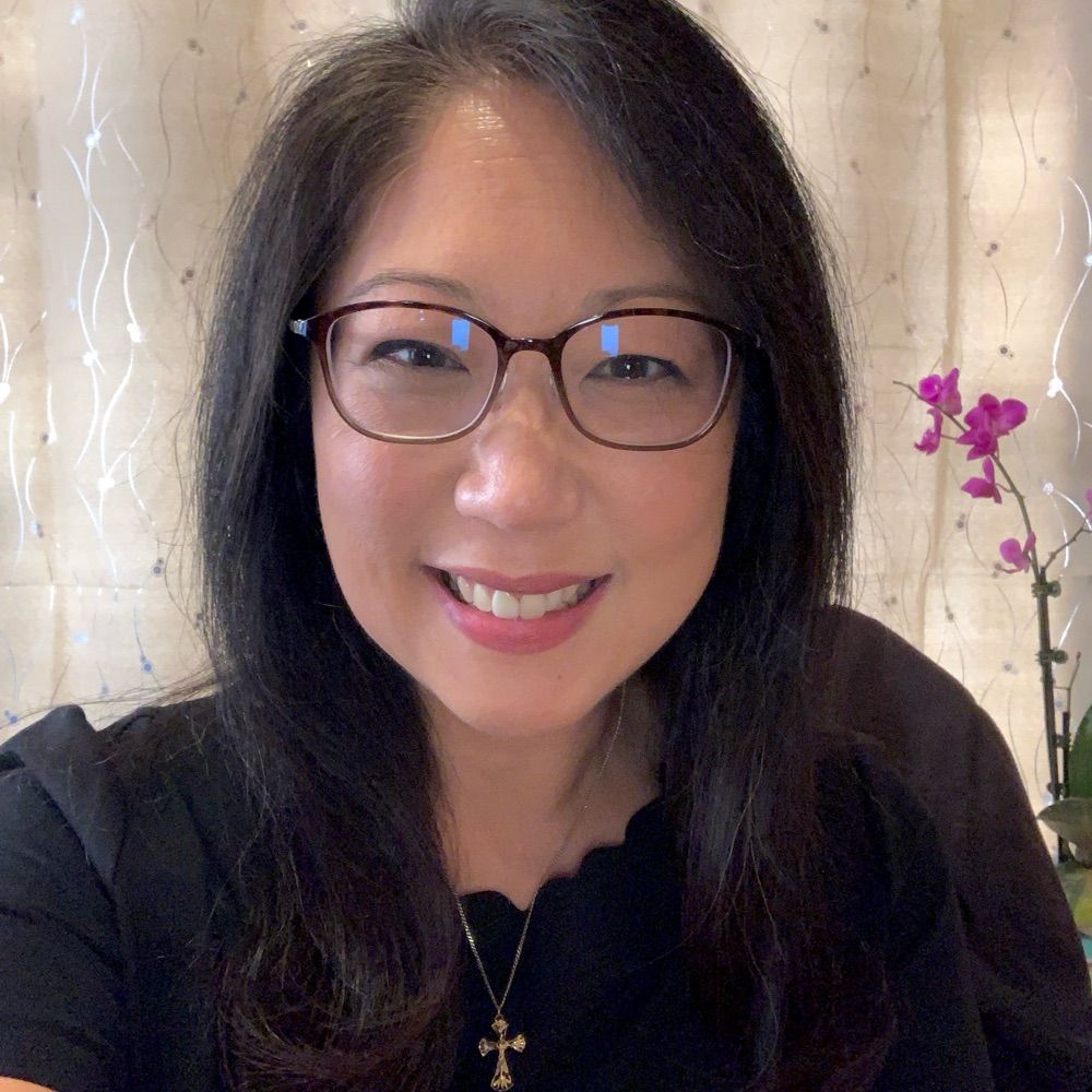 Helen Lee