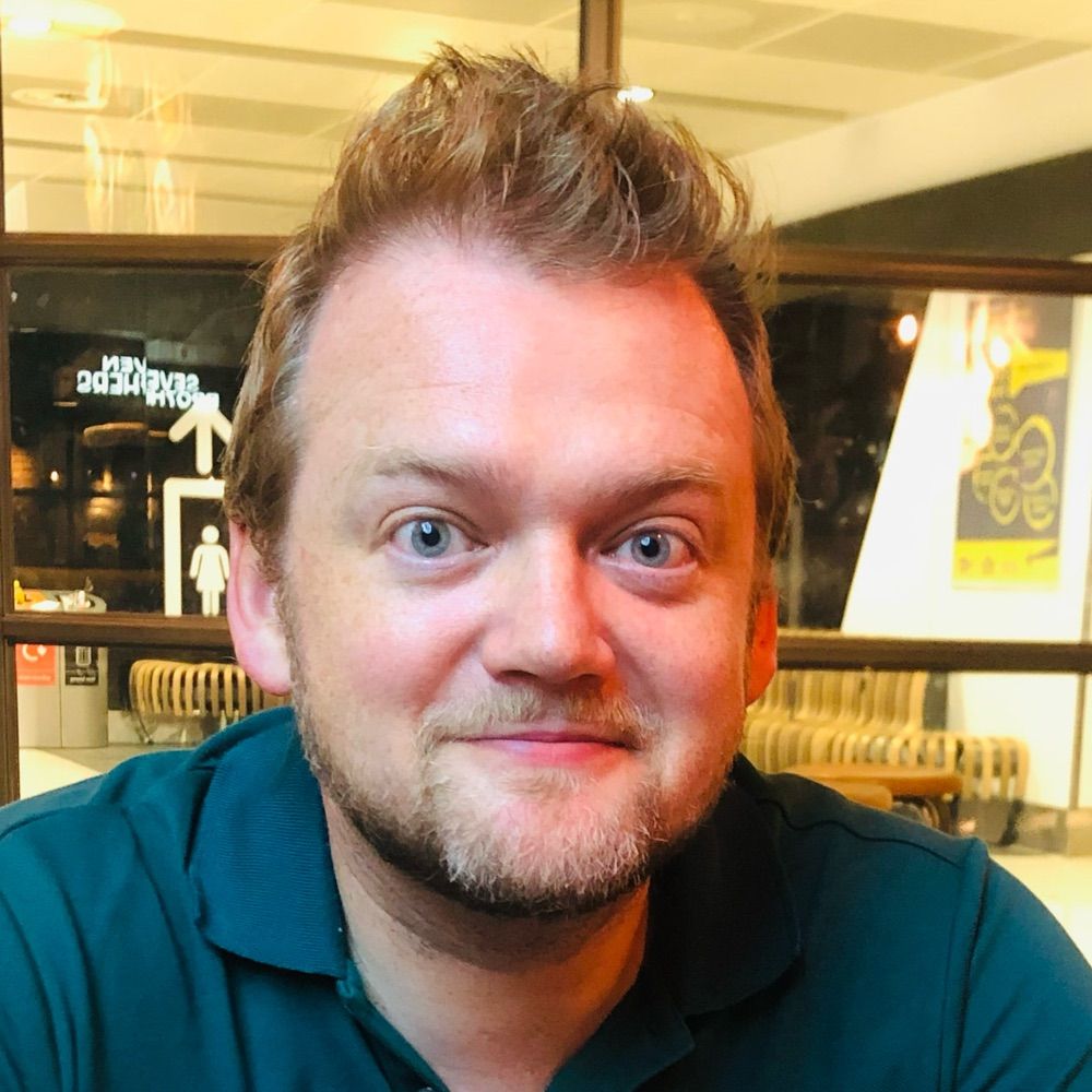Simon Parker