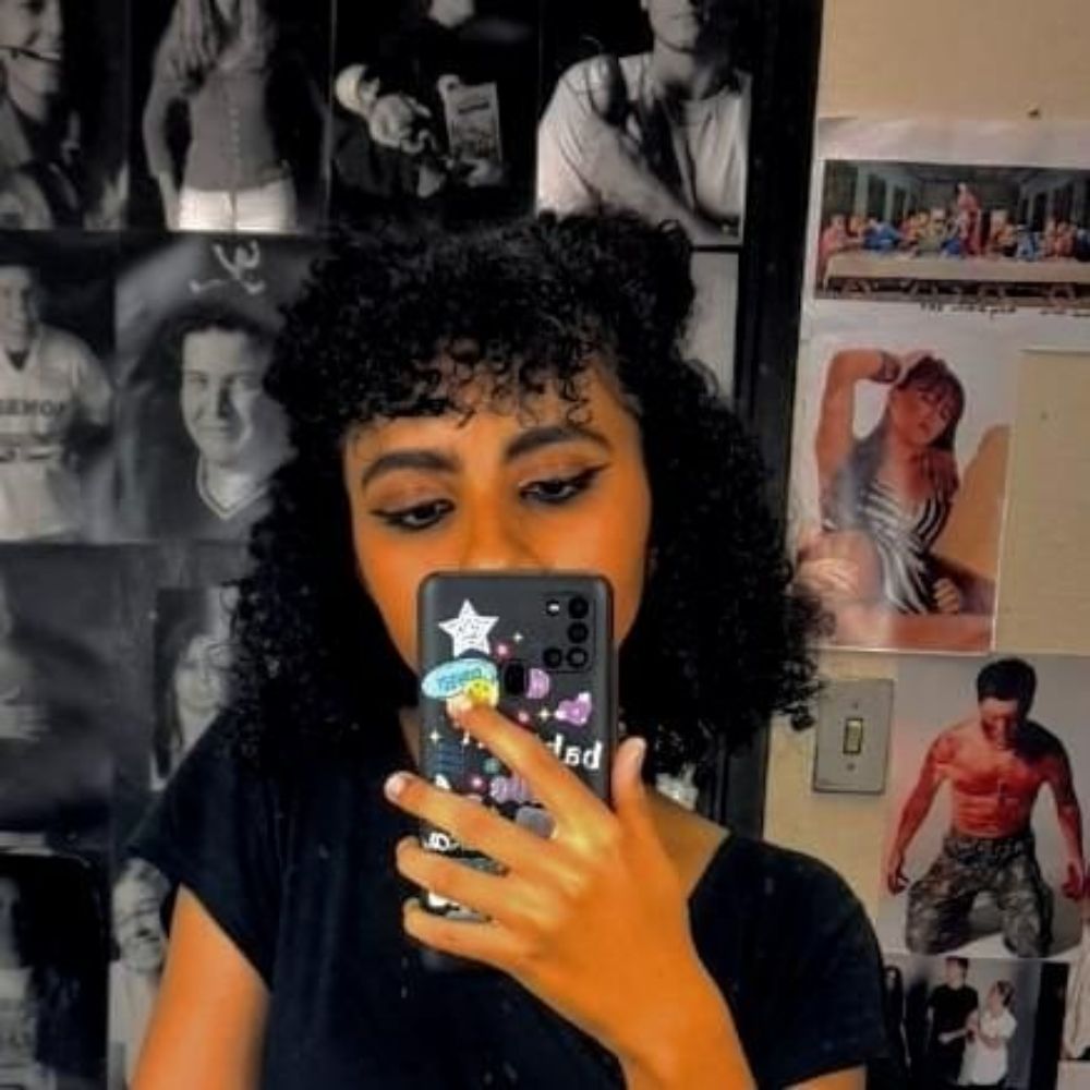 Dahlia 🦋 | self care and gaming
