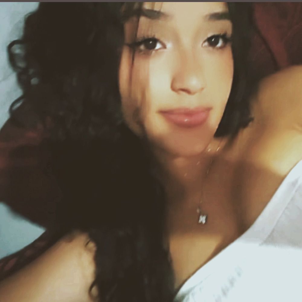 𝑬𝒚𝒔𝒉𝒊𝒍𝒂 𝑪.