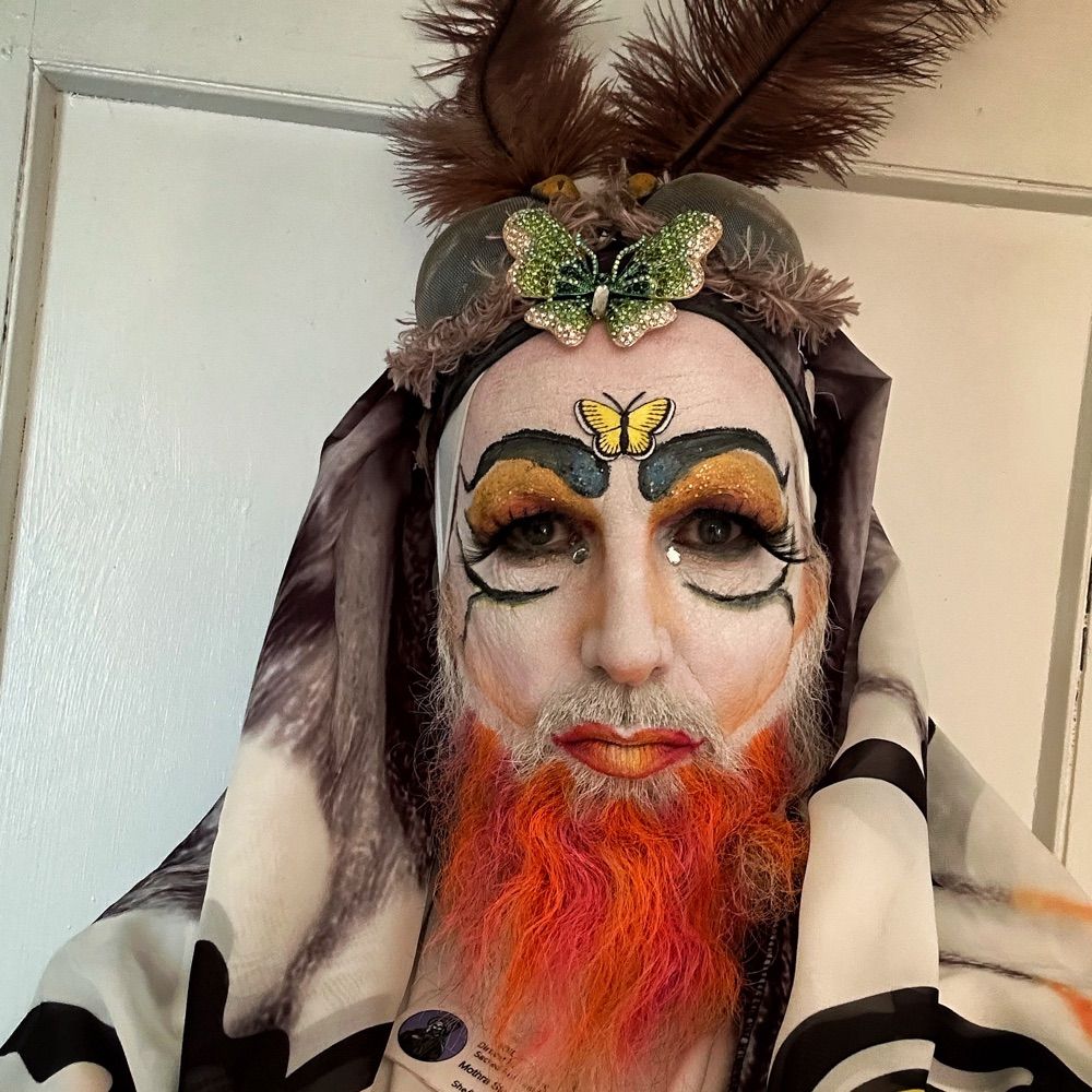Sister Mothra Stewart 🦋🌈✨
