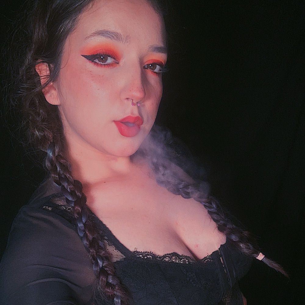 𝔊𝔬𝔡𝔡𝔢𝔰𝔰 𝔅𝔲𝔫𝔫𝔶 🌸
