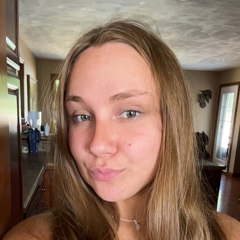 Lexi 🩶