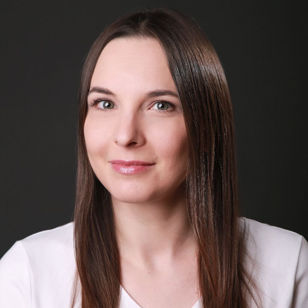 Julia Bähr