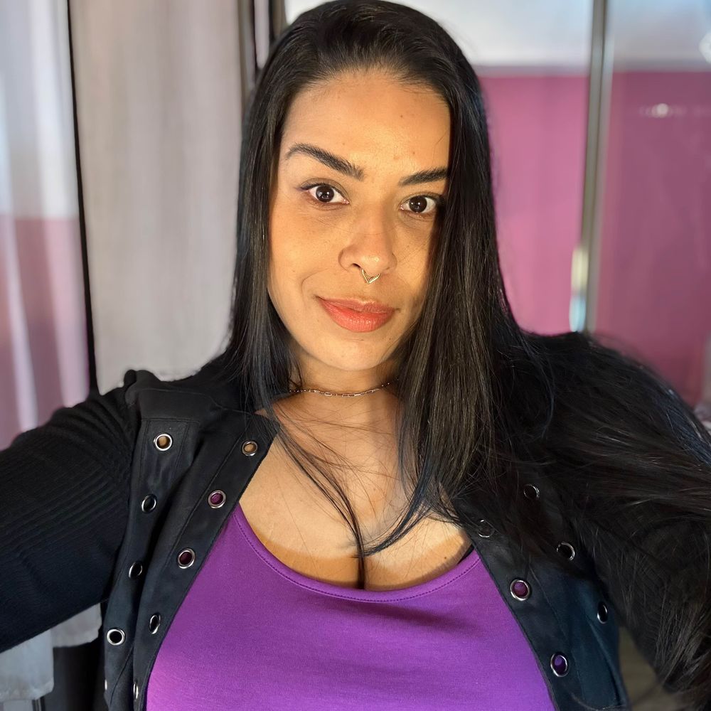 Ana Carol Lins
