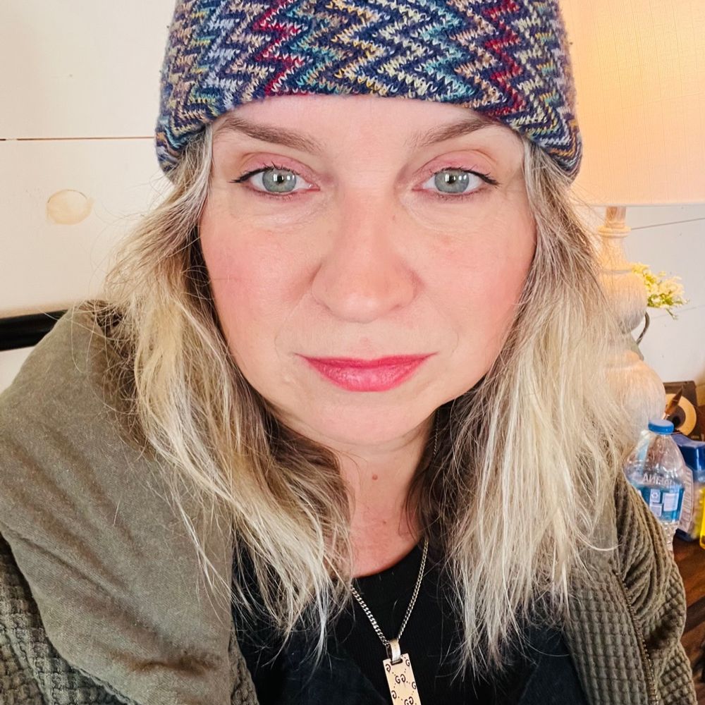 Julie McNelis
