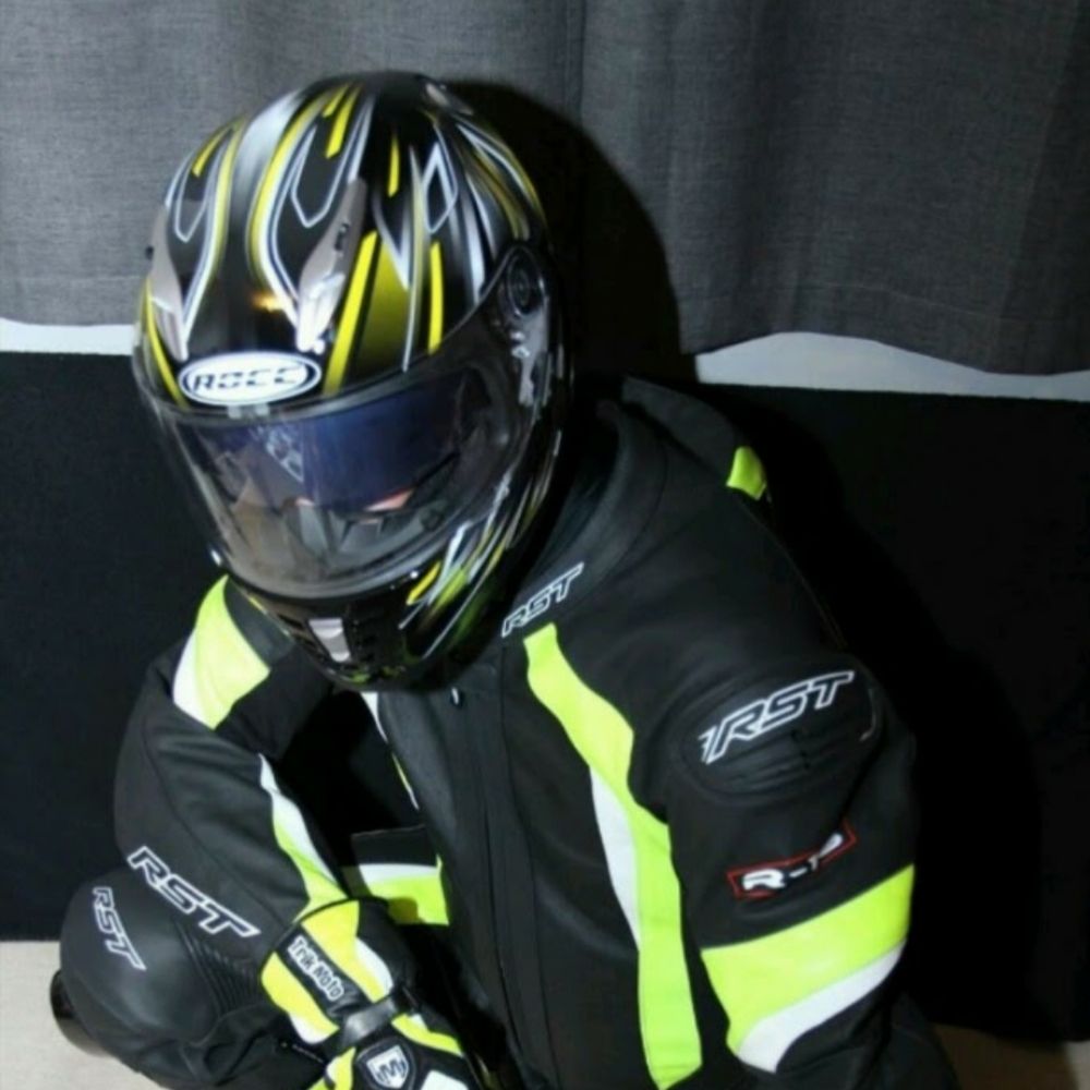 Piss 'n' Skintight (NSFW)