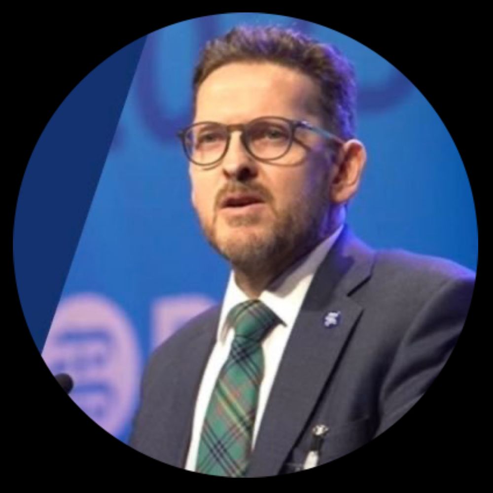 Dr Iain Kennedy