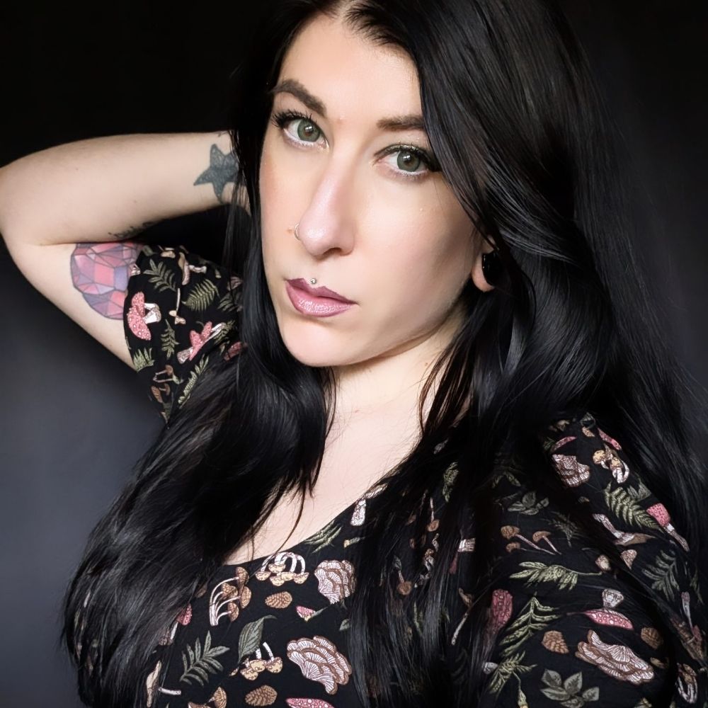 Nina Noir