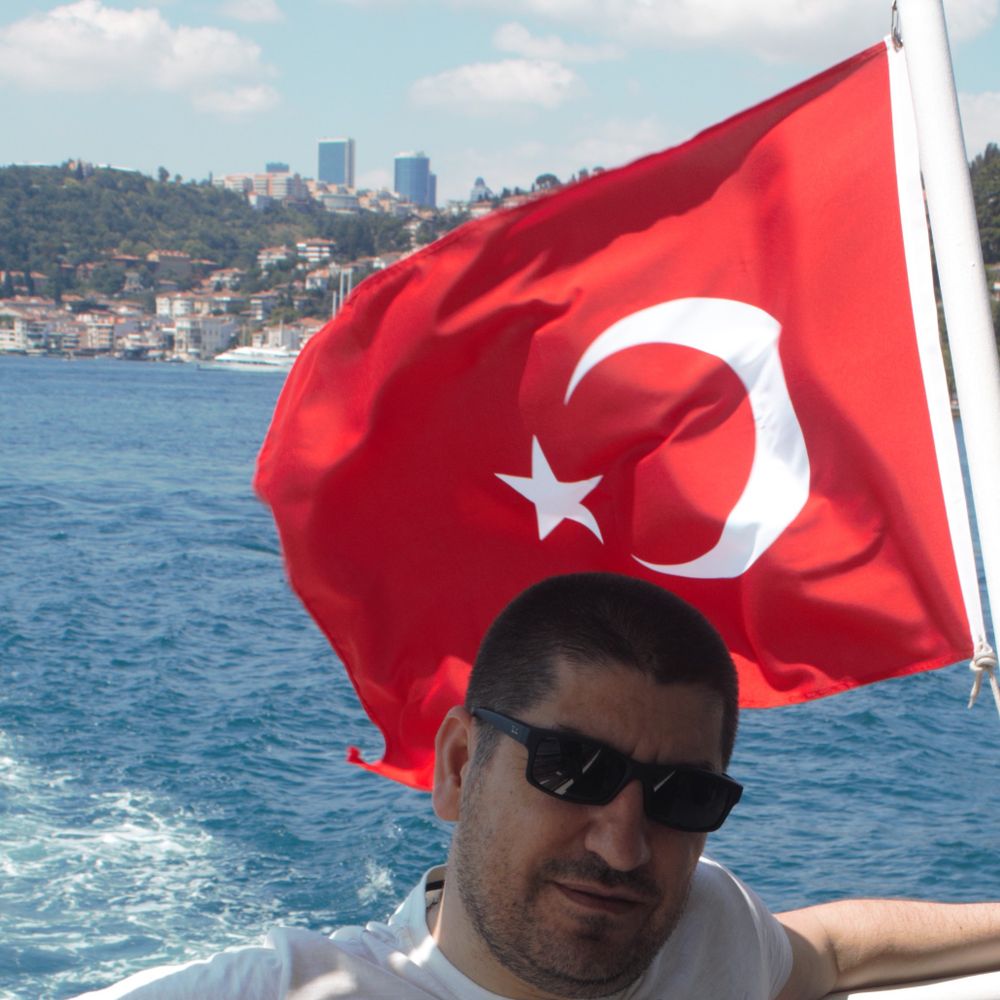 Ümit ÜÇOK 