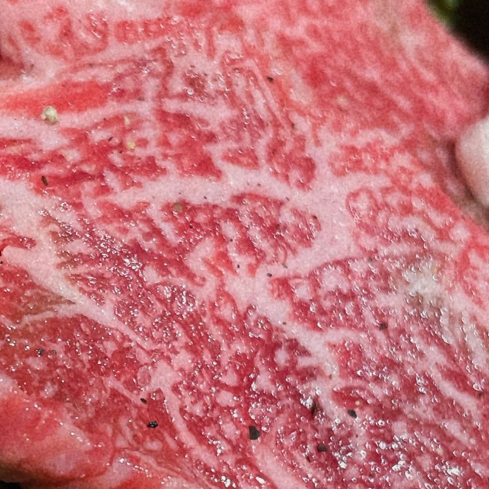 みつや