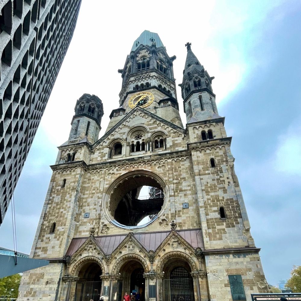 Herr TOLLGRÜN