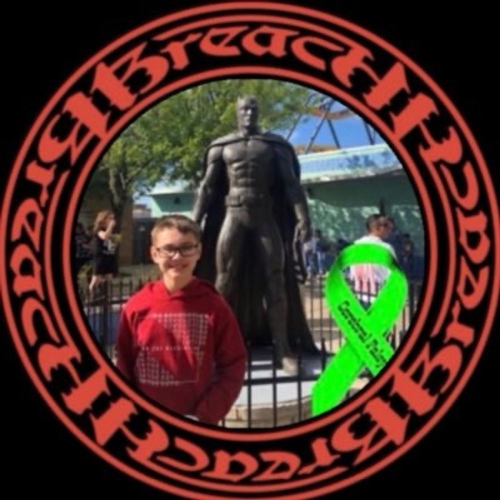 ewan |-/ 🎸|The CEØ IzuJirø🎶