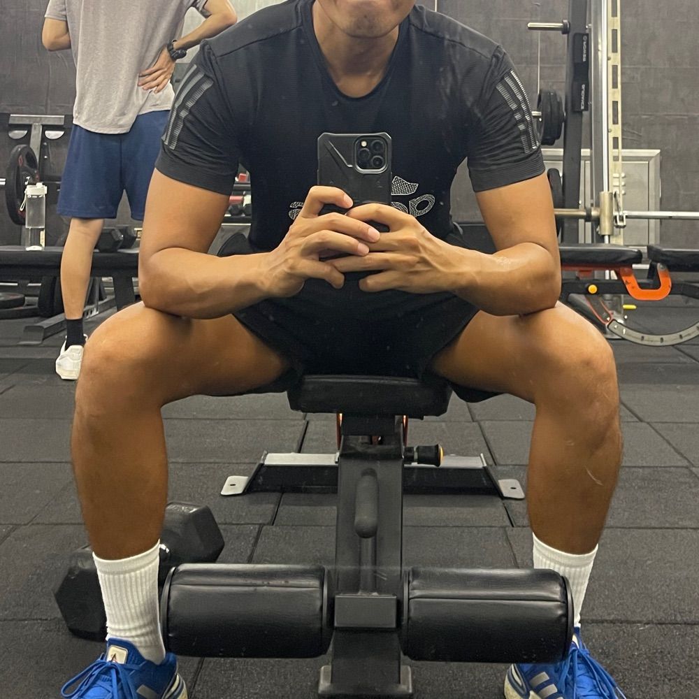 黝黑男子🏄