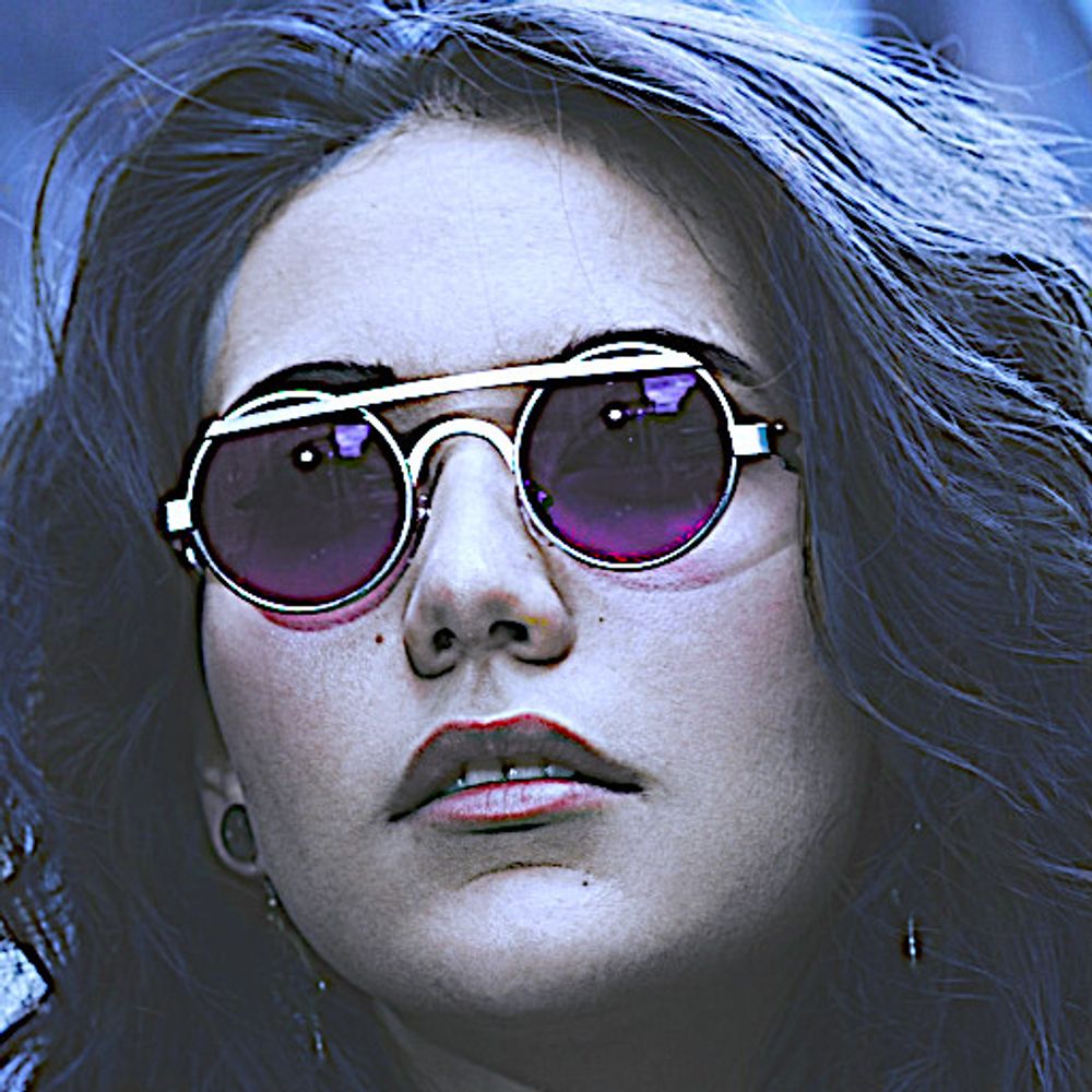 J