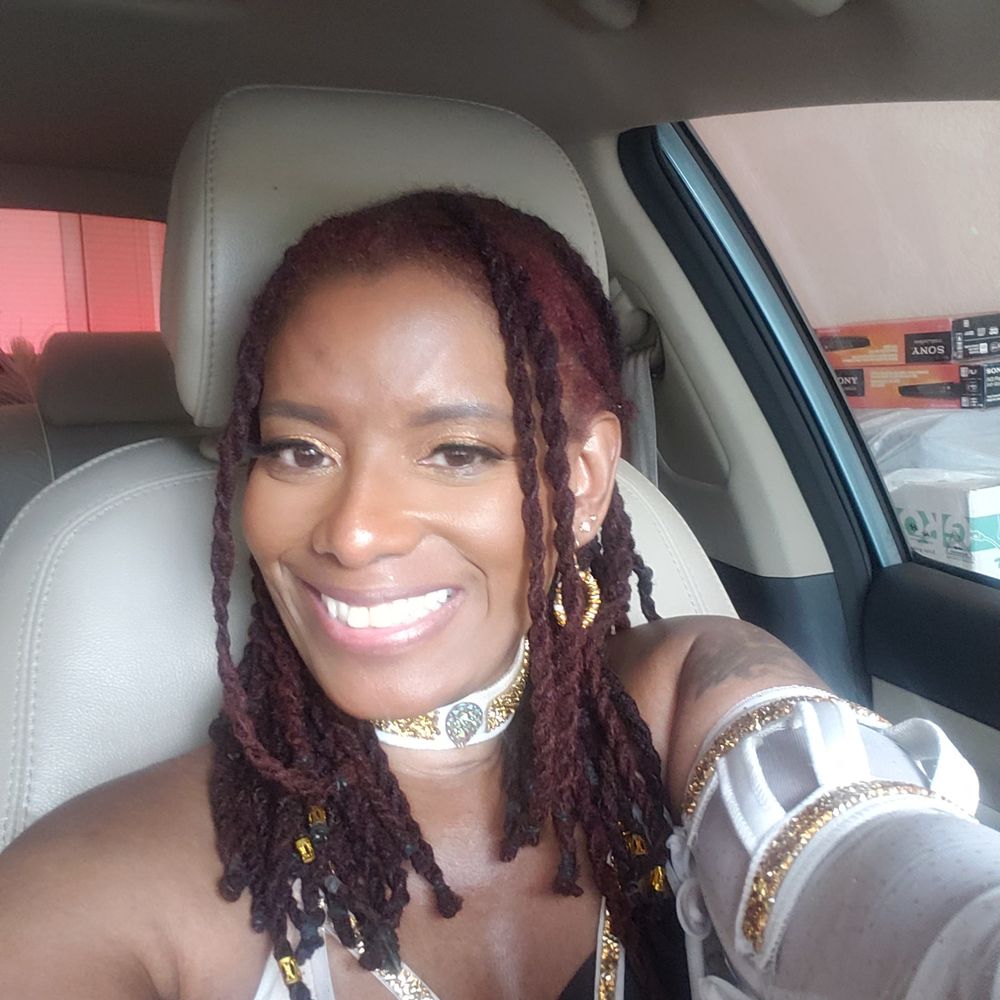 Dr. Gabrielle Denize Newsam, MD