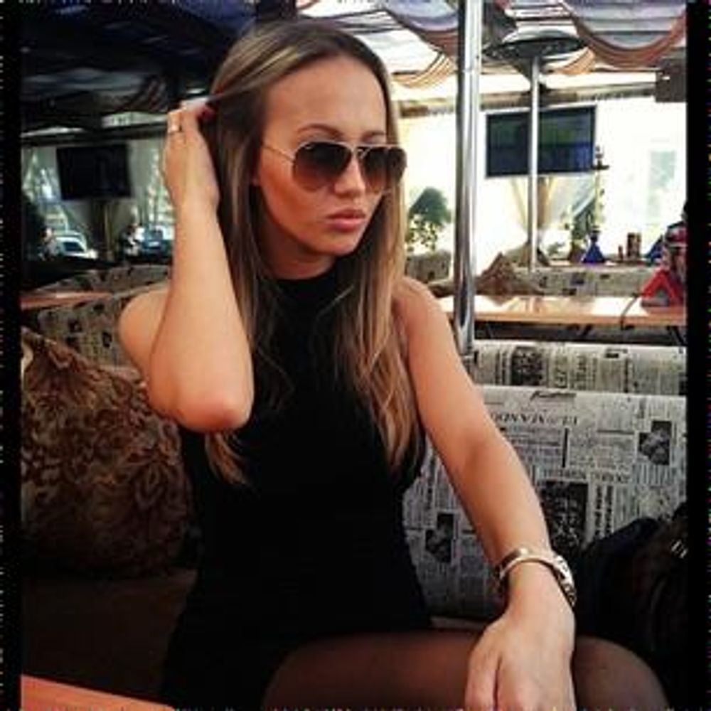 Pretty Jewell