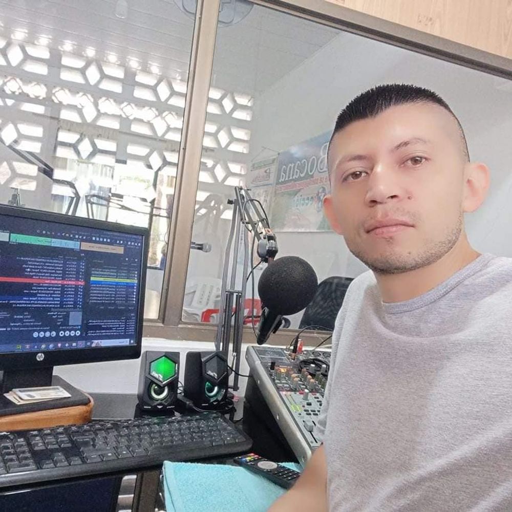 DJ CARLOS QUIROZ