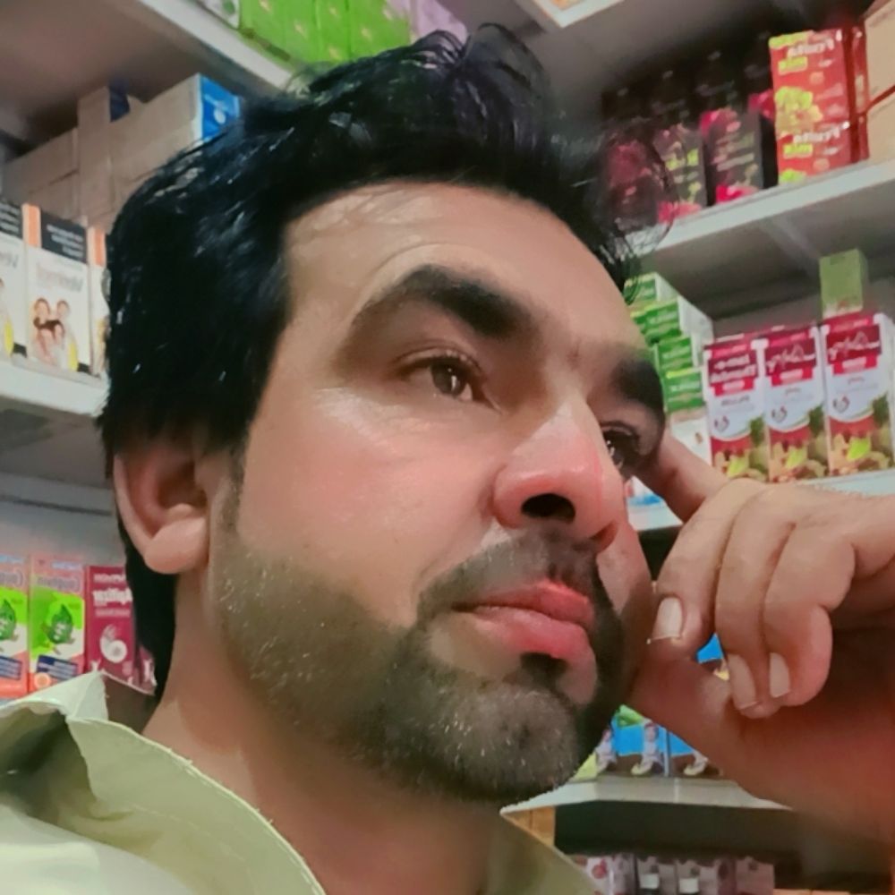 Naseer khan