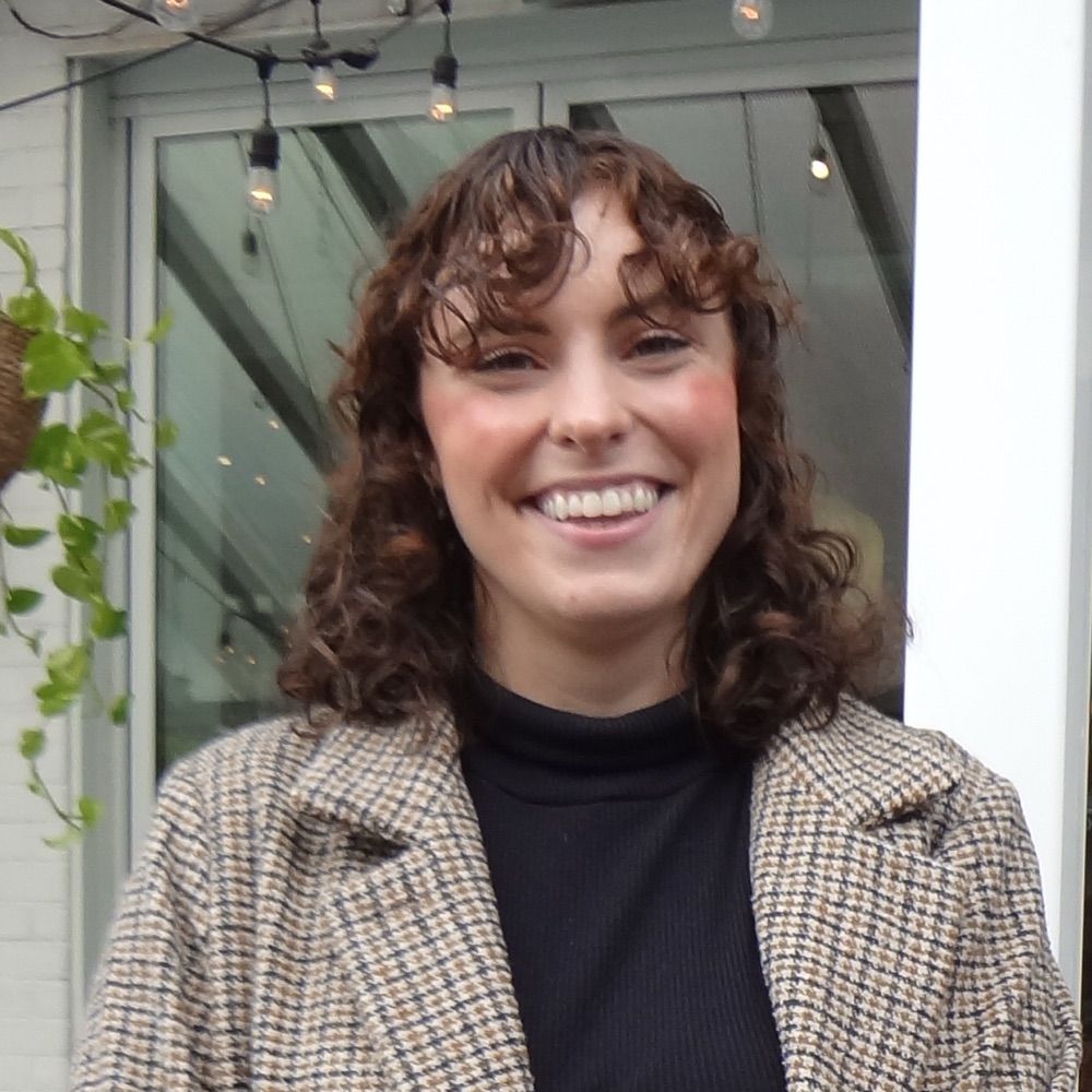 gillian follett
