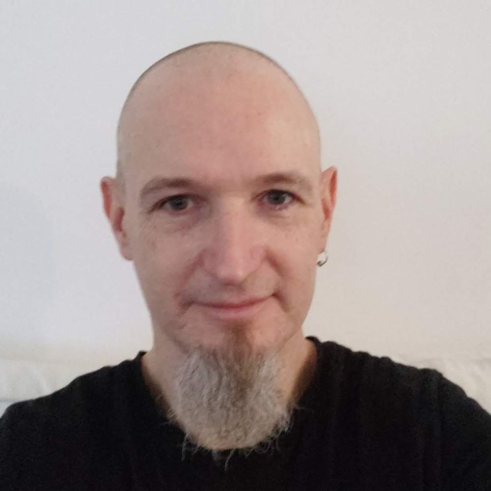 tom1000110.bsky.social profile picture