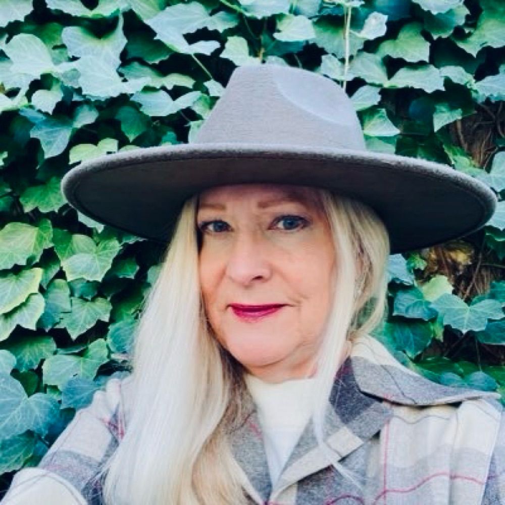 Carole Huff Hicks