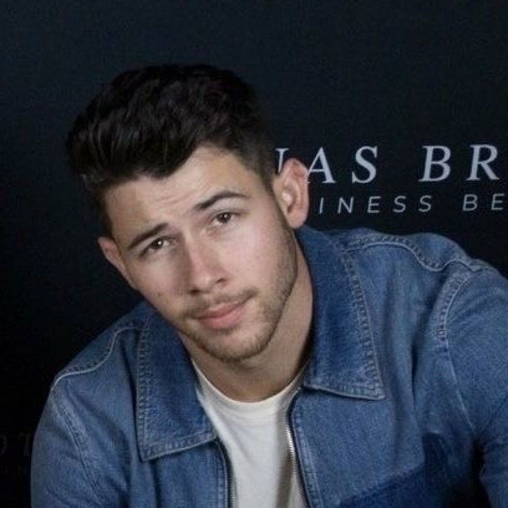 nick jonas girlfriend 