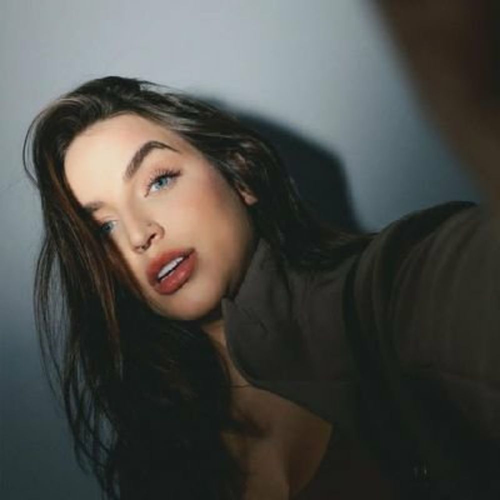 Laura ᶜʳᶠ