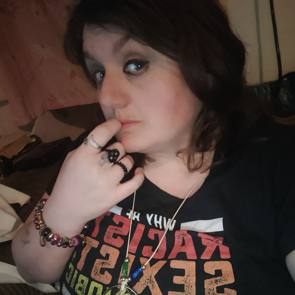 PhoenixLeigh🧝🏻‍♂️💅🏻🏳️‍🌈🏴‍☠️🏳️‍⚧️