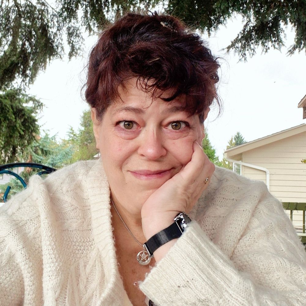 Leslie Varney - Agent/Cofounder