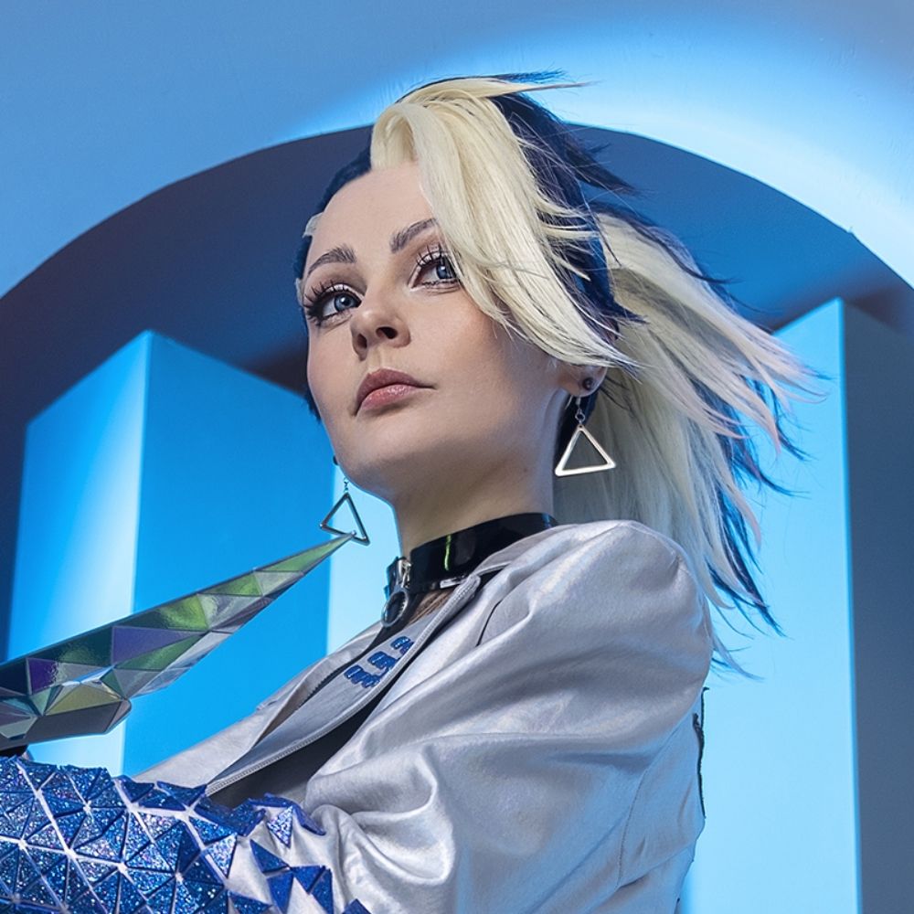 Suffering Cosplayer