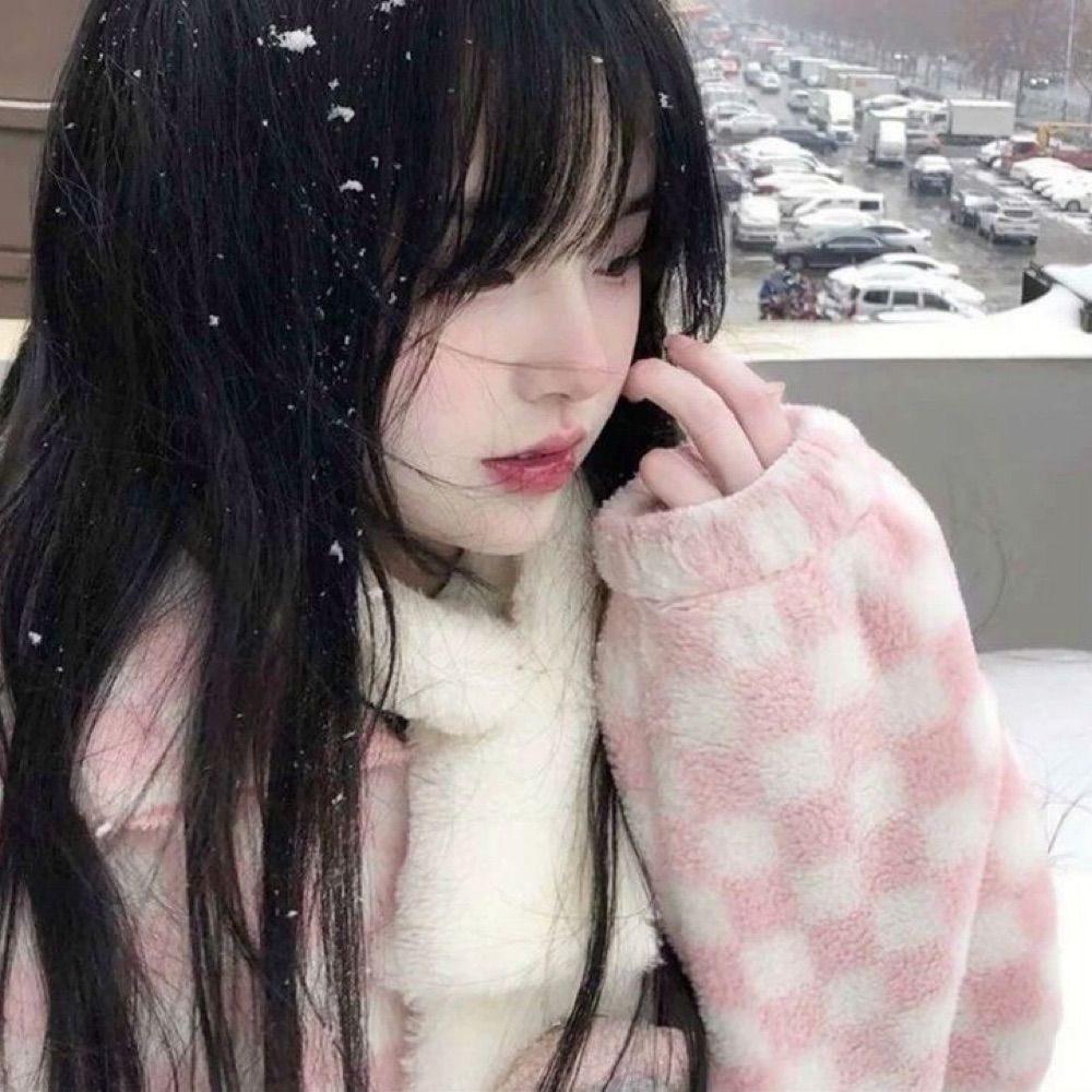 𝑨𝒊𝒌𝒐 (愛子) ⊹₊ ⋆