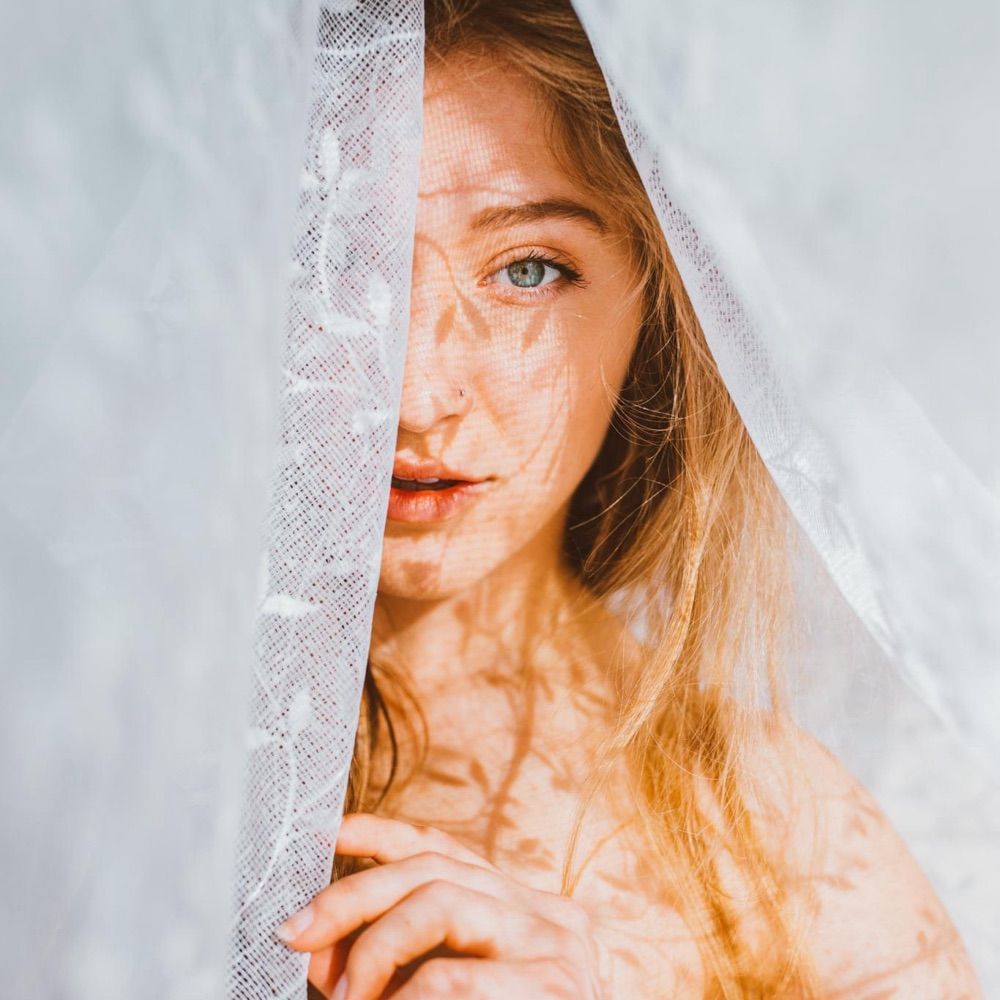 Lucy Artmodel