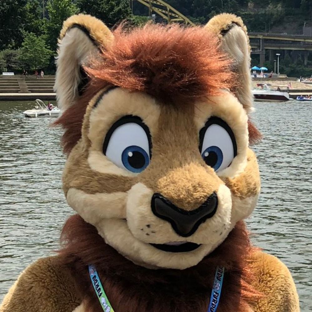 Taubu Lion