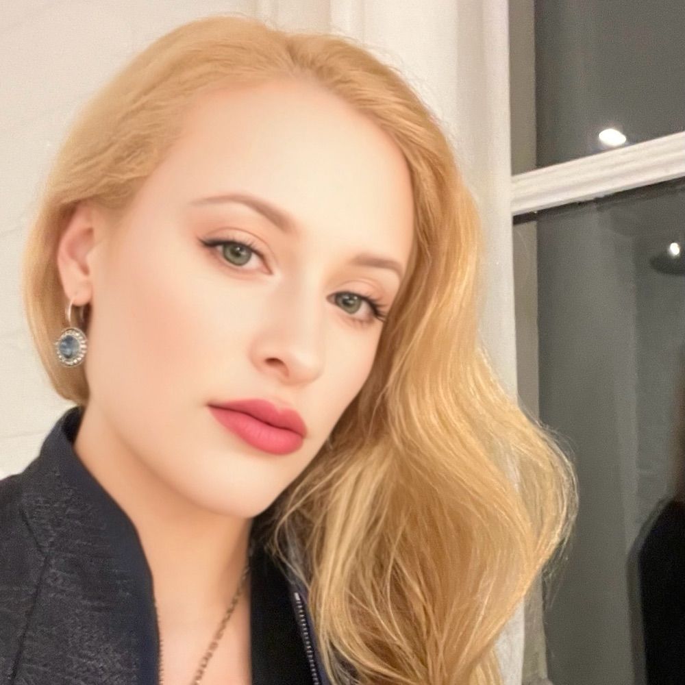 Dr Brianna Rosen