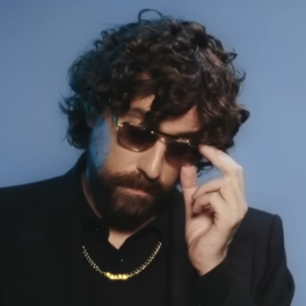justice fan