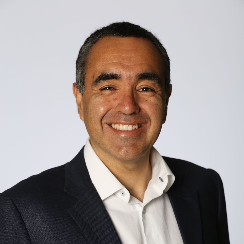 L.E. Torres