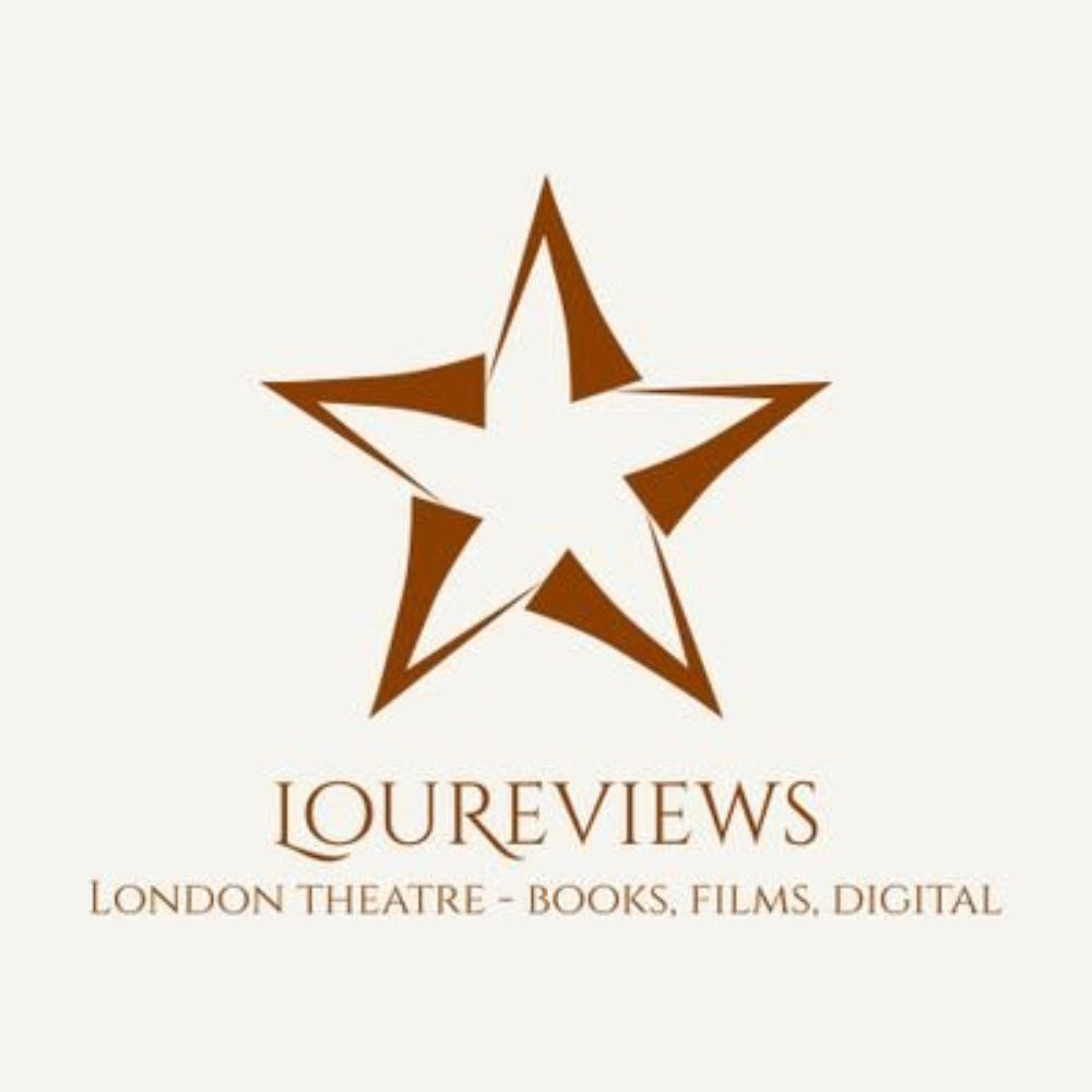 Louise Penn (LouReviews)