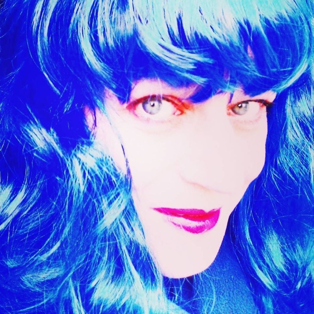 Alice Lastname (Poppy)
