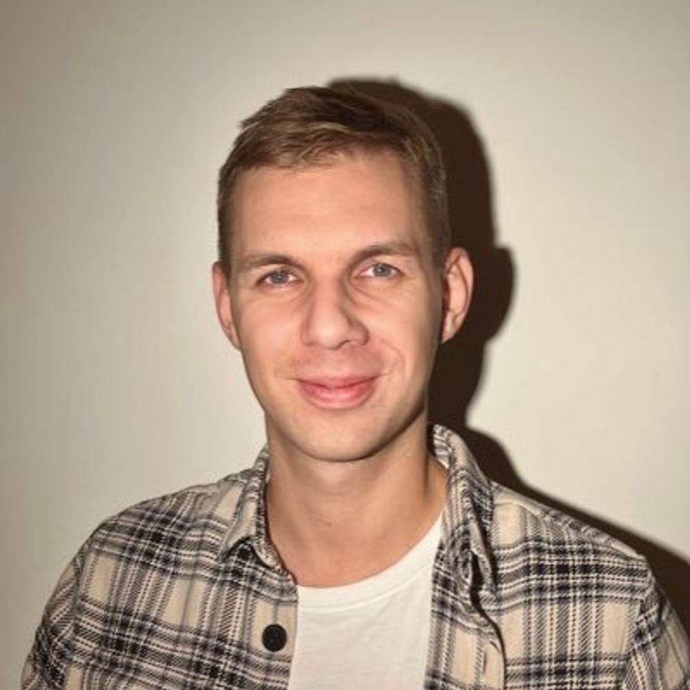 TadasG | topyappers.com