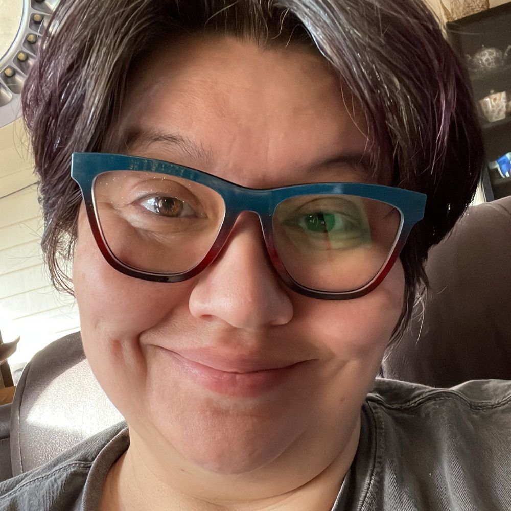 Nathania Apple, textile geek