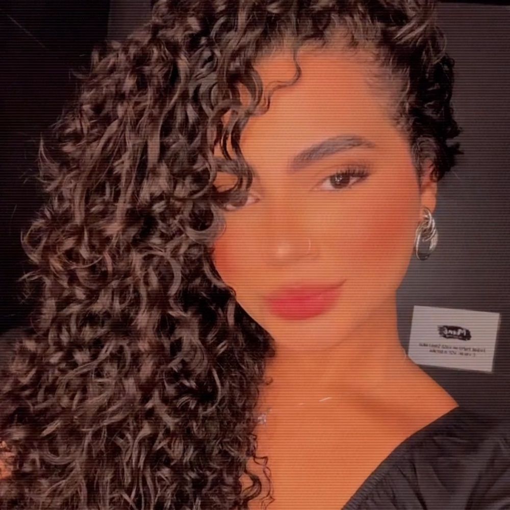Lariê✨