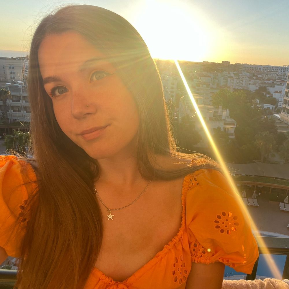 Caitlin Taylor-Robinson