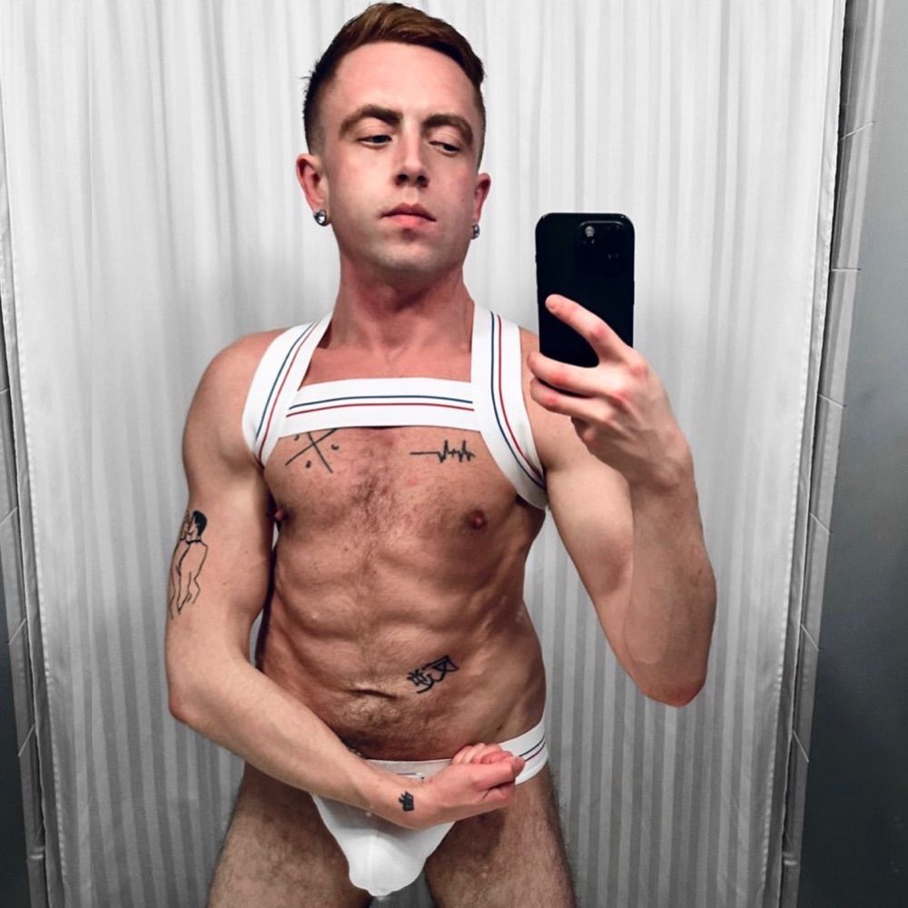 Crist⭕️FF Austen 👊🏻🐽Muscled FF Pig🇨🇦 JFF CREATOR 🎥💪🏻