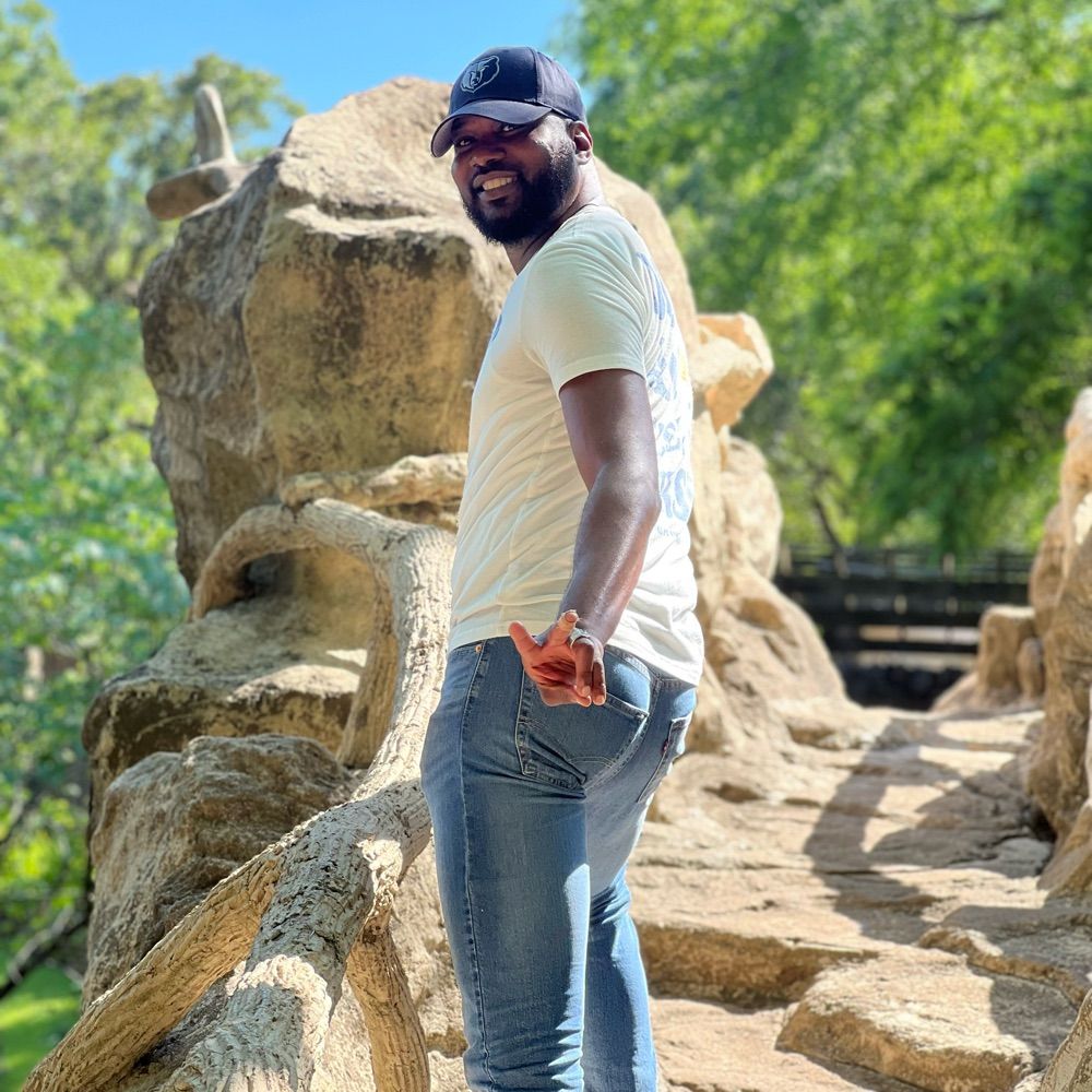 TahjThaGemini ♊️🌈✊🏾