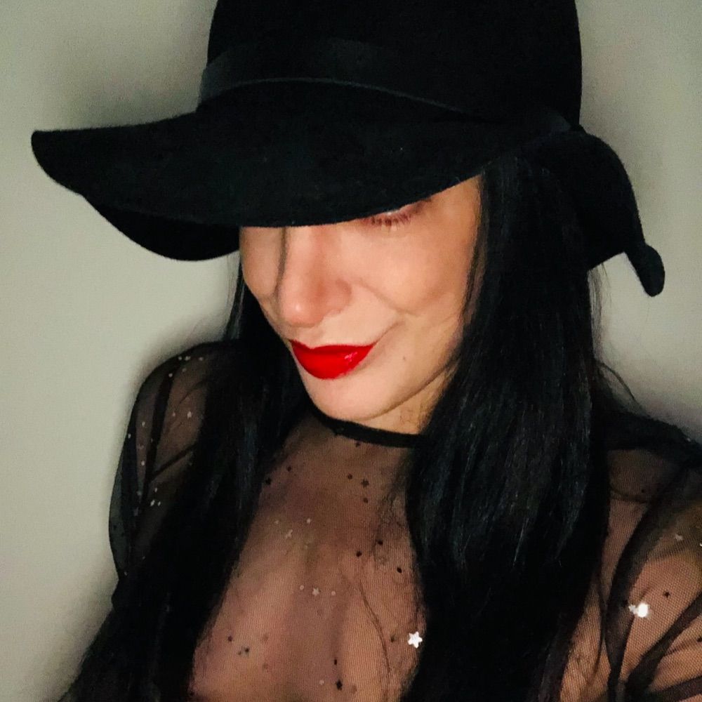 Strega di Gatti